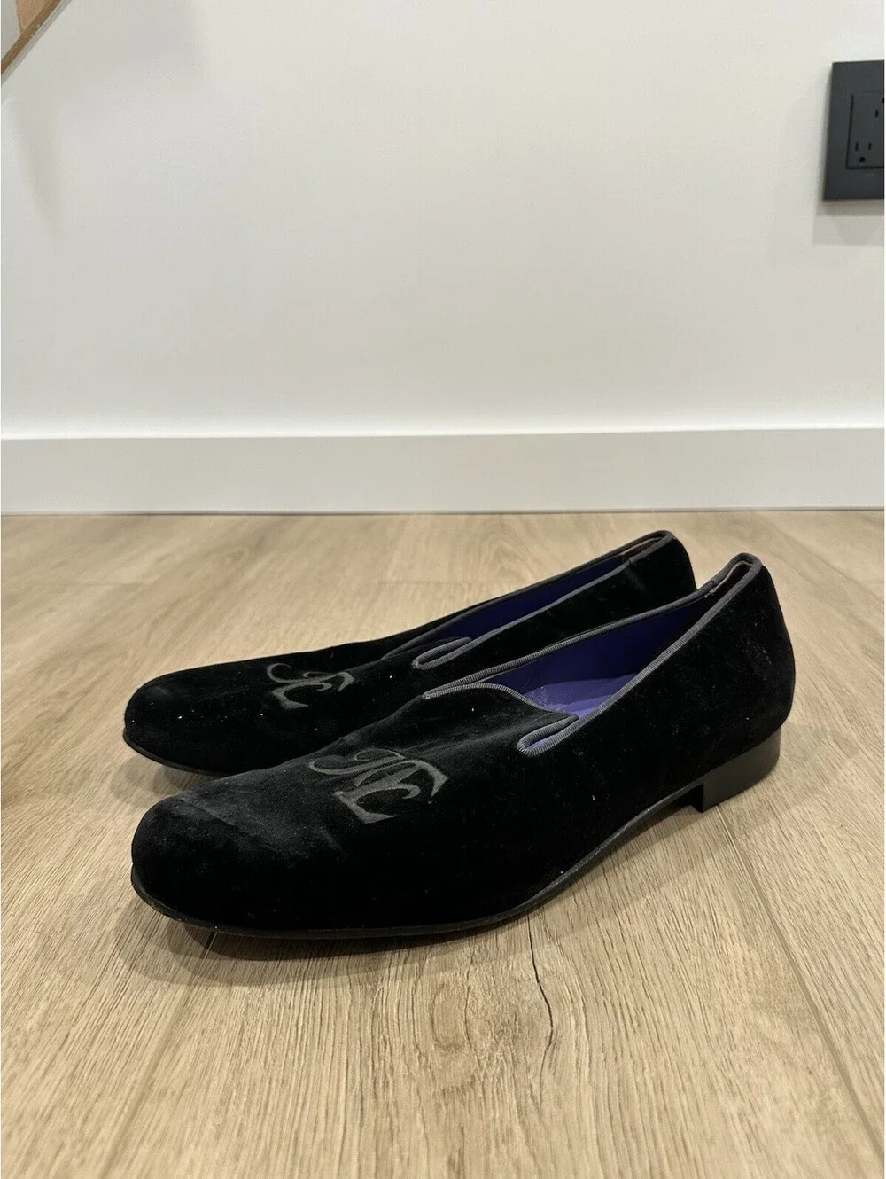 Smythe & Digby Black Velvet Slip-On Loafers Size 12